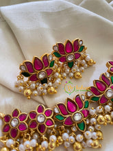 Exquisite Jadau Kundan Lotus High Neck Choker -J282